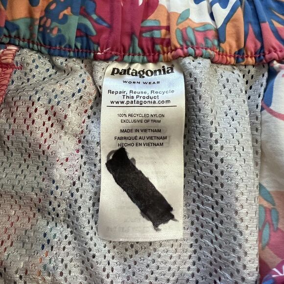 Patagonia Women Floral Wild Waratah Reef Pink Nylon Barely Baggies 2.5 Shorts XS - Picture 5 of 9